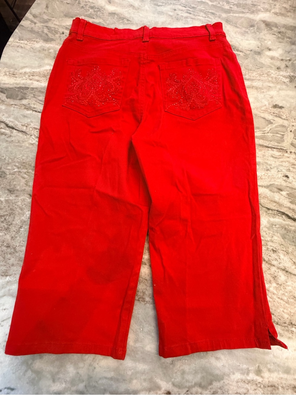 Gloria Vanderbilt Amanda Size 8 Red Stretch Capri Jeans Cropped Pants - Picture 9 of 12